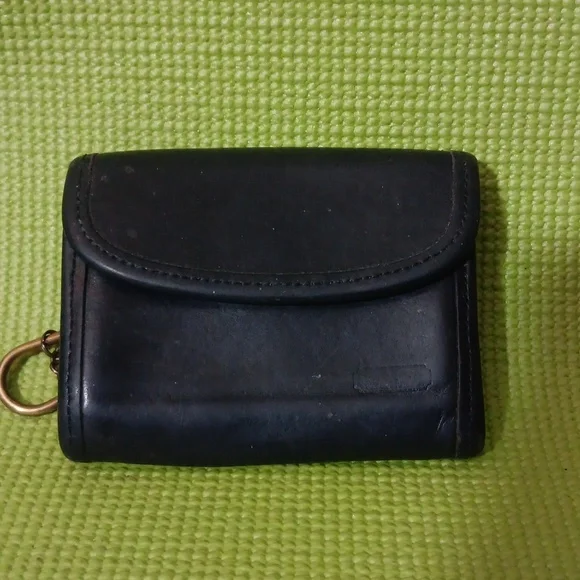VINTAGE COACH BLACK LEATHER MULTI-FUNCTION KEY CASE PURSE COIN CARD WALLET Sleek - Picture 1 of 8